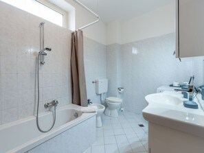 Hair dryer, towels