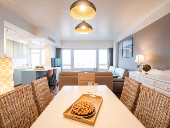 Dining - Nice apartment for 6 guests with WIFI and TV (Blankenberge)