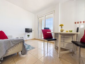 2 soverom, strykejern/-brett og wi-fi (inkludert)