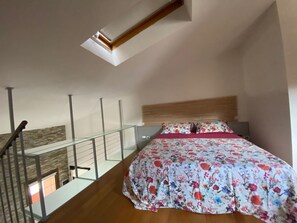 1 habitación, tabla de planchar con plancha y wifi gratis 
