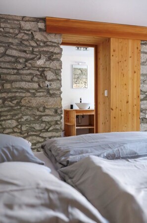 4 chambres, Wi-Fi gratuit, draps fournis