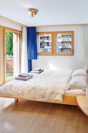 3 bedrooms, free WiFi, bed sheets