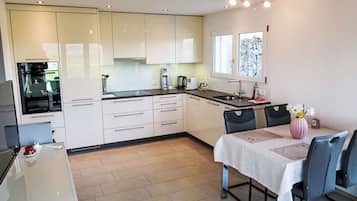 Microwave, oven, dishwasher