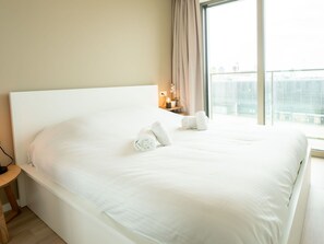 2 bedrooms, travel crib, free WiFi - Cosy apartment for 4 people with WIFI, TV and balcony (Ostend)