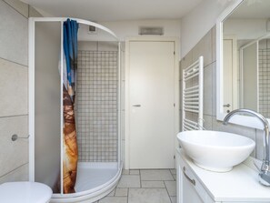 Bathroom - Beautiful apartment for 4 people with WIFI, A/C, balcony and panoramic view (Terzorio)