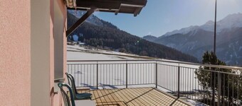 Gezellig appartement voor 10 personen met TV en balkon