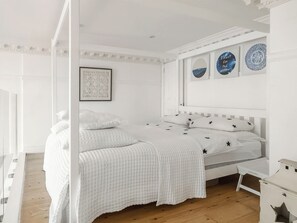 2 bedrooms, free WiFi, bed sheets