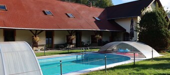Beautiful apartment for 4 guests with pool, WIFI, TV and patio