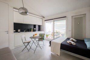 1 bedroom, iron/ironing board, WiFi, bed sheets - 1 bedroom apartment in padova (Padova)