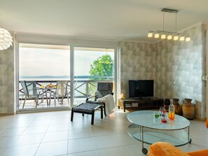 TV - Lovely apartment for 4 guests with WIFI, TV and balcony (Balatonfüred)