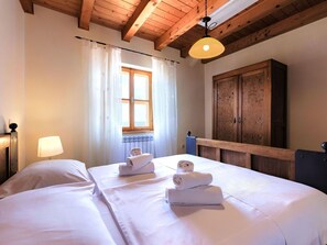 4 habitaciones, cuna de viaje y wifi gratis