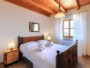 4 Schlafzimmer, Reisekinderbett, kostenloses WLAN