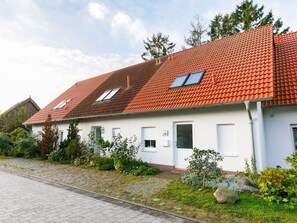 Exterior - Beautiful apartment for 4 guests with WIFI, TV and pets allowed (Koserow)