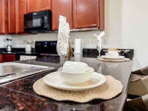 Private kitchen - Townhome I 8 min from Disney  (Kissimmee)