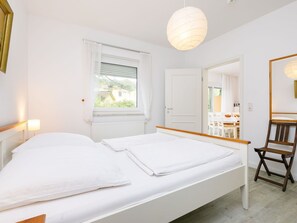 1 soverom, reiseseng for barn og wi-fi (inkludert)