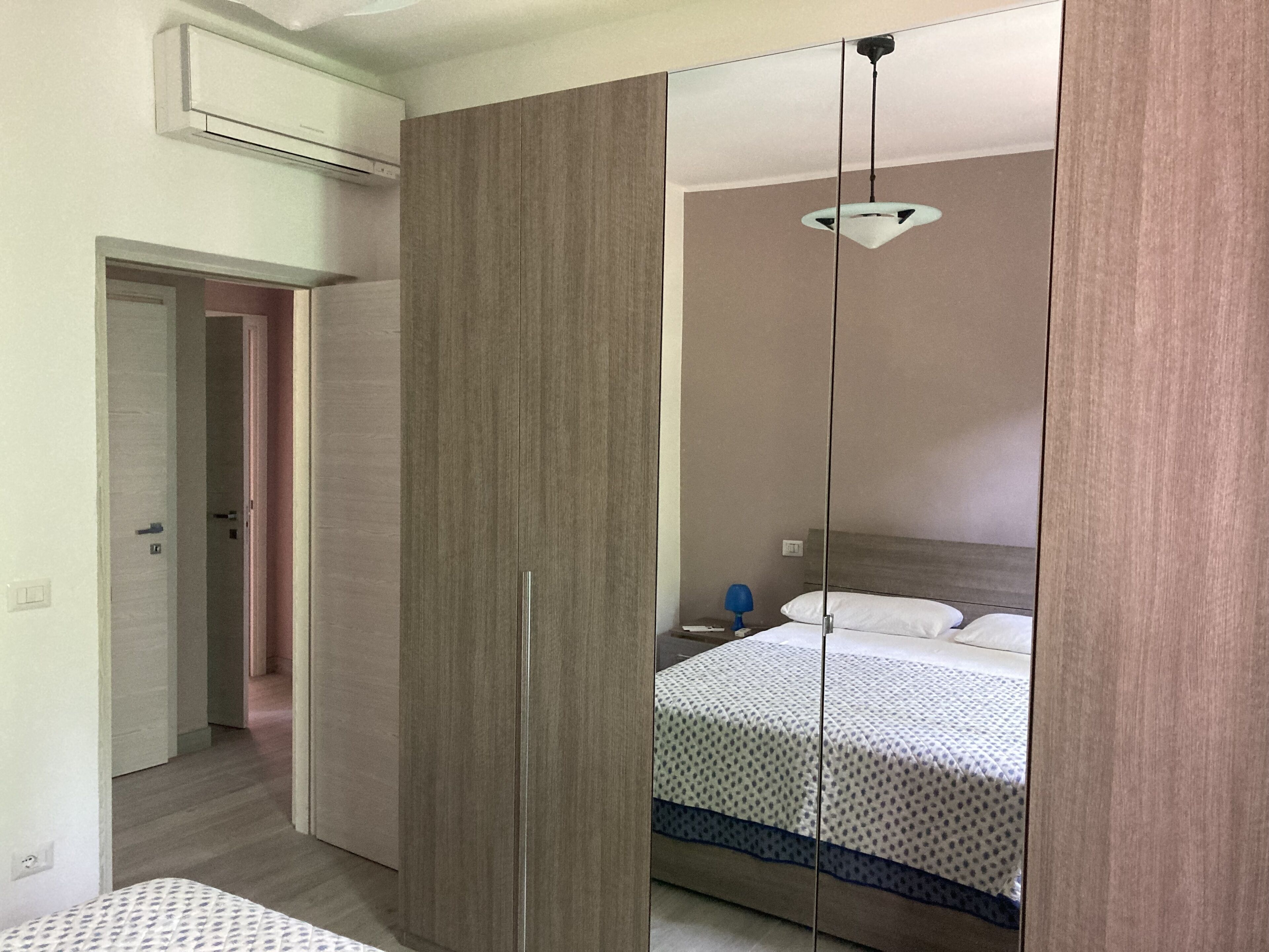 3 quartos, ferros/tábuas de passar roupa