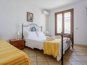 3 habitaciones, cuna de viaje y wifi gratis 