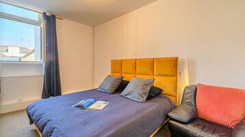 1 chambre, fer et planche Ă repasser, Wi-Fi gratuit