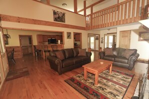 Smart-TV, Kamin, DVD-Player, Stereoanlage