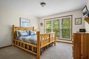 3 Schlafzimmer, Bügeleisen/Bügelbrett, kostenloses WLAN, Bettwäsche