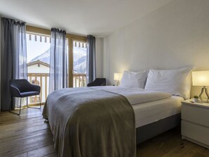 2 Schlafzimmer, Reisekinderbett, kostenloses WLAN, Bettwäsche