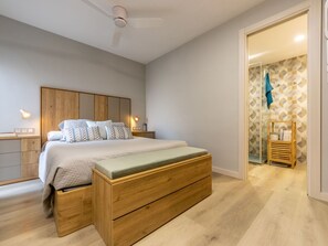3 Schlafzimmer, Reisekinderbett, kostenloses WLAN