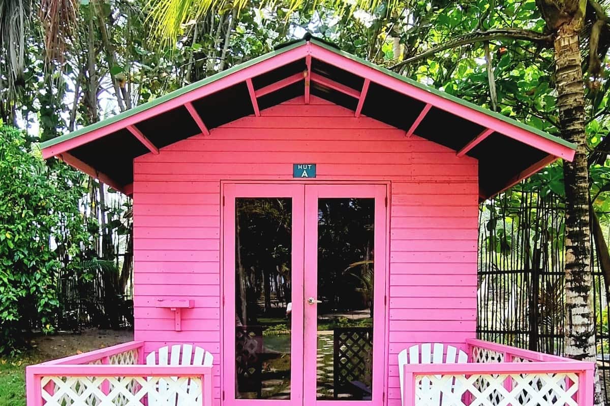 Cabana básico | Roupas de cama premium, edredons de pluma, cofres nos quartos