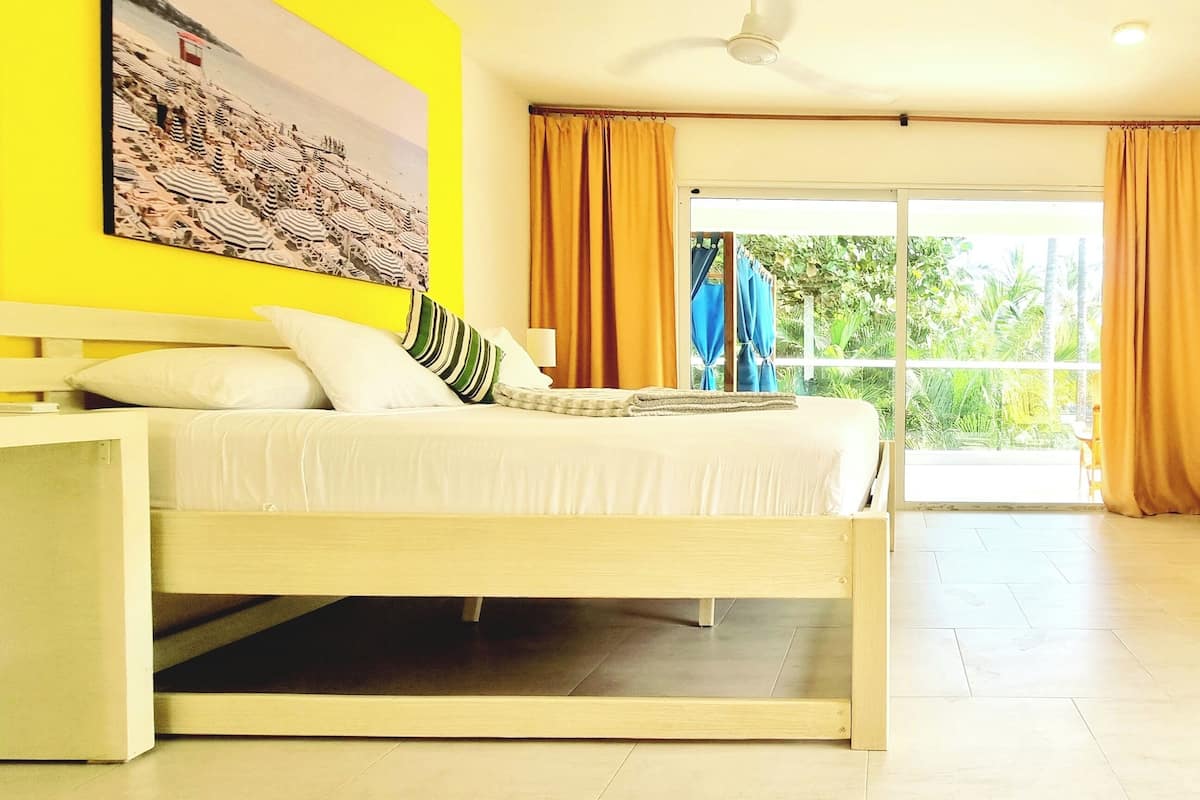 Quarto superior | Roupas de cama premium, edredons de pluma, cofres nos quartos