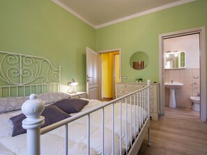 3 slaapkamers, reisbedje, gratis wifi