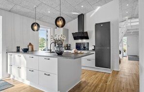 Fridge, microwave, dishwasher, coffee/tea maker