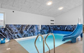 Indoor pool - Beautiful home in Hadsund with sauna (Hadsund)