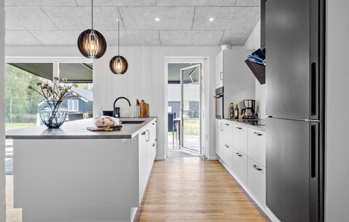 Beautiful home in Hadsund with sauna