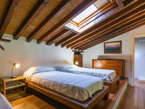 2 bedrooms, free WiFi