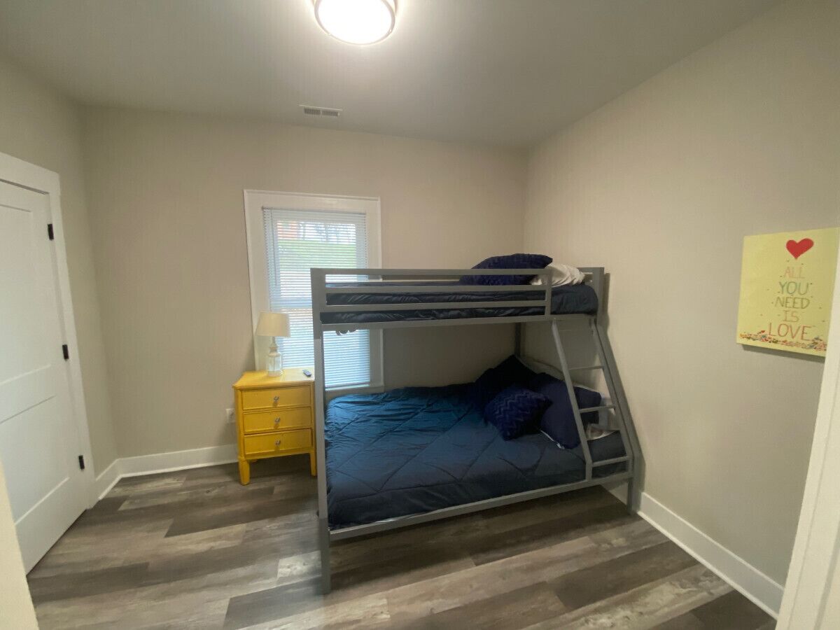 3 chambres, bureau, fer et planche à repasser, Wi-Fi gratuit