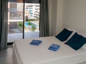 2 chambres, fer et planche à repasser, accès au Wi-Fi (inclus)