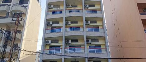 Bagian depan properti