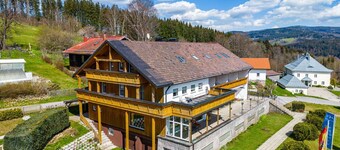 Vacation Home i Bayerisch Eisenstein med 14 soverom som kan romme 36