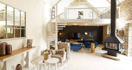 Belle maison de vacances privée avec piscine privée, WIFI, TV, terrasse et parking