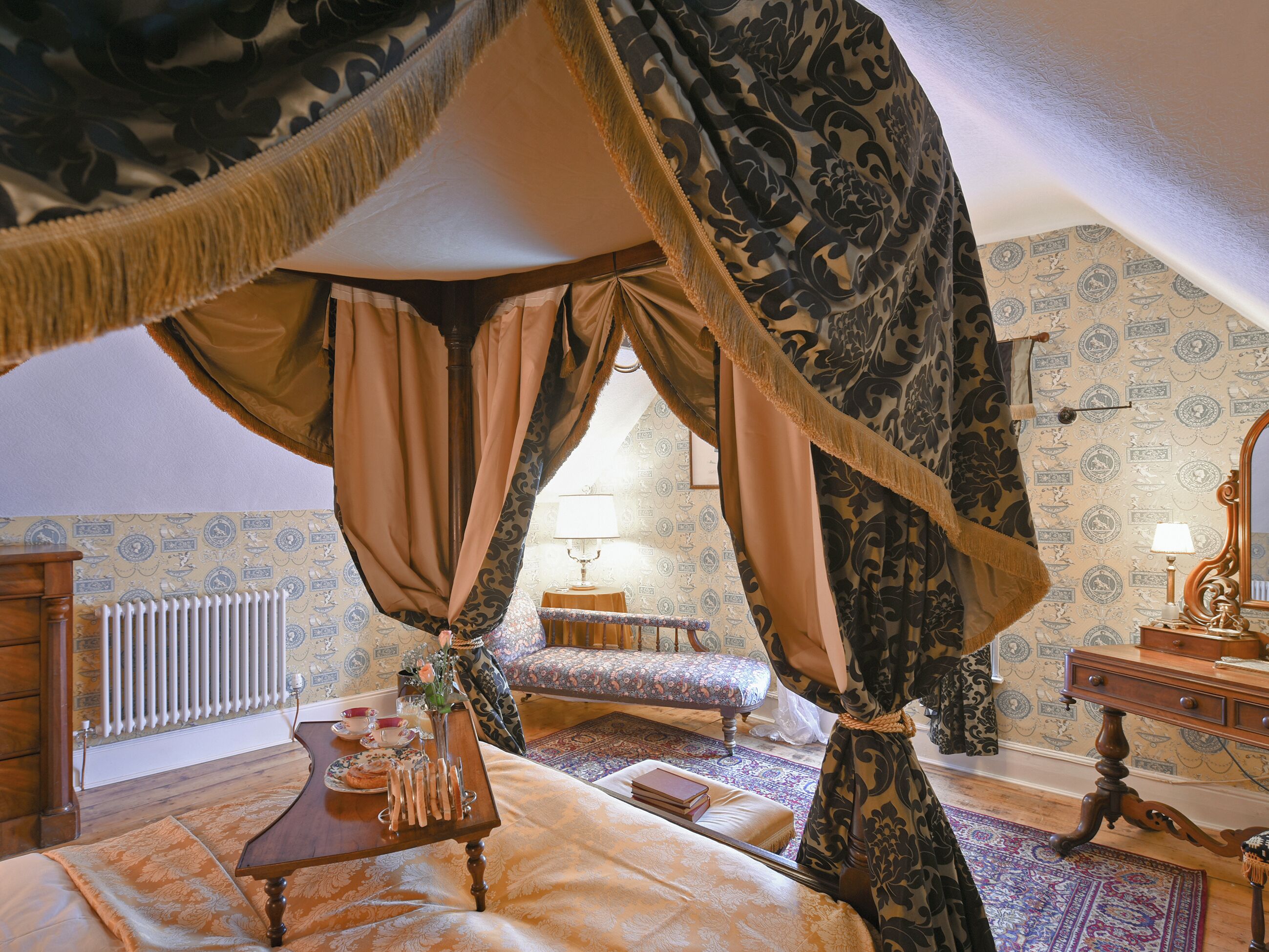 4 bedrooms, free WiFi, bed sheets