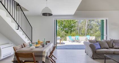 Magnifique maison de vacances privée pour 8 personnes avec WIFI, climatisation, TV et terrasse