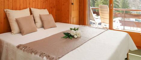 2 bedrooms, free WiFi