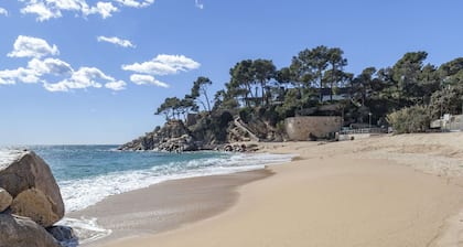 Nice apartment for 8 people with A/C, private pool, WIFI, TV, patio and panoramic view