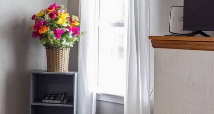 Bo’s Urban Farm House.