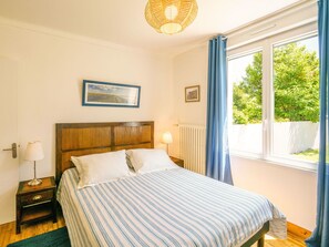 2 多间卧室、免费 WiFi