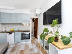 Mikrobølgeovn, ovn og oppvaskmaskin