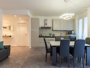 Dining - Nice apartment for 5 guests with WIFI, TV and terrace (Gravedona)