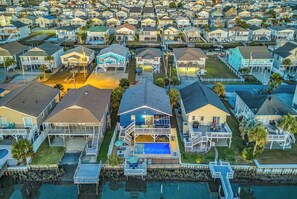 المنشأة من الخارج