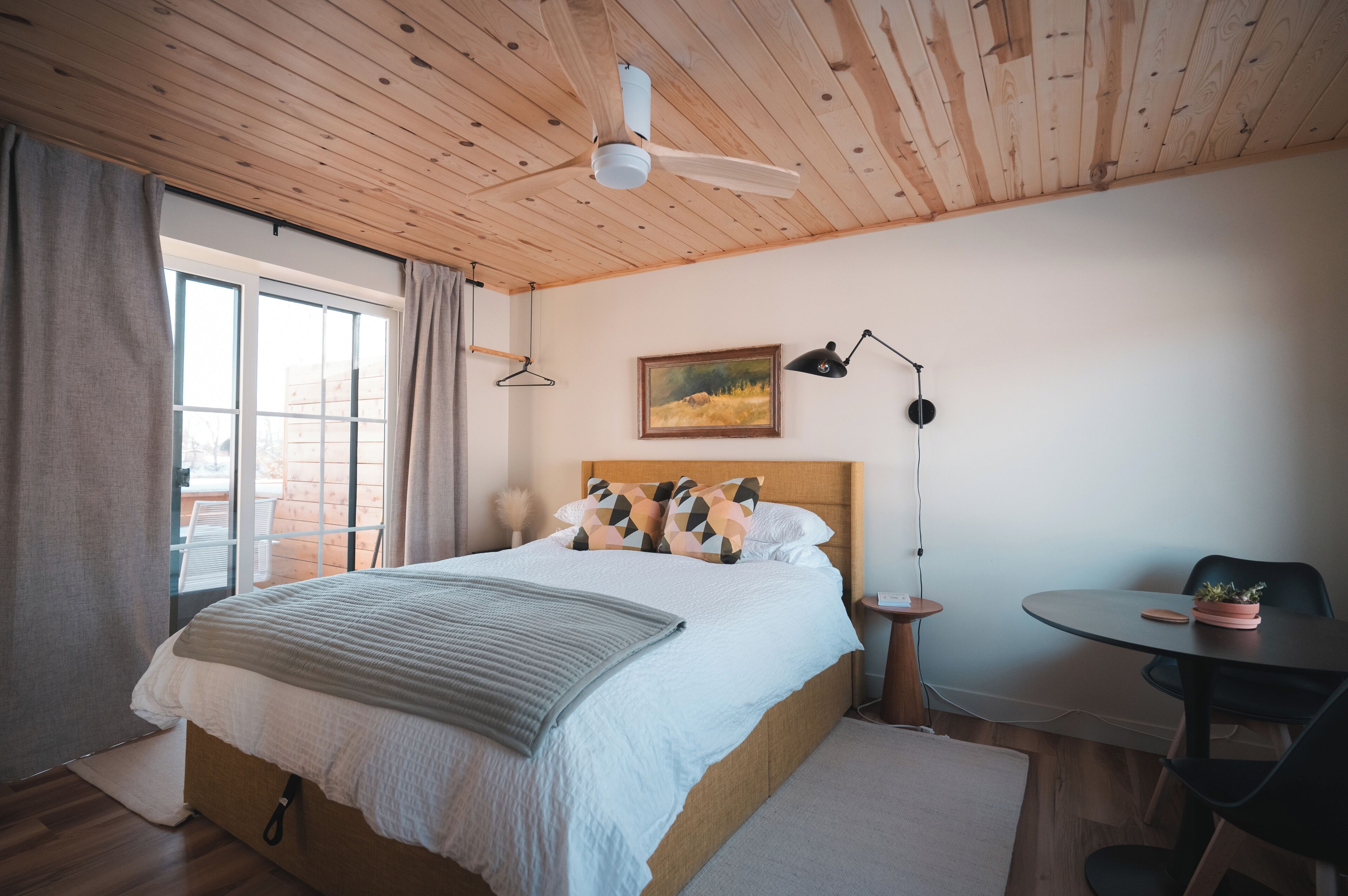 1 bedroom, WiFi, bed sheets