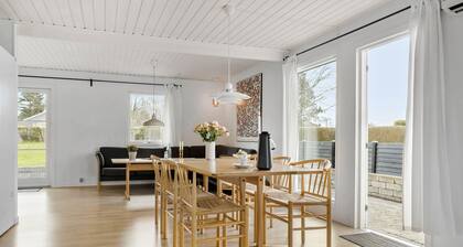 Amazing home in ølsted with kitchen