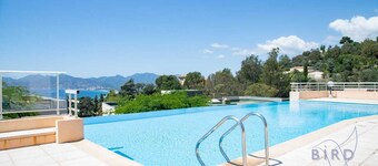Luxurious Cannes partment, SEA VIEW And INFINITY SWIMMING POOL